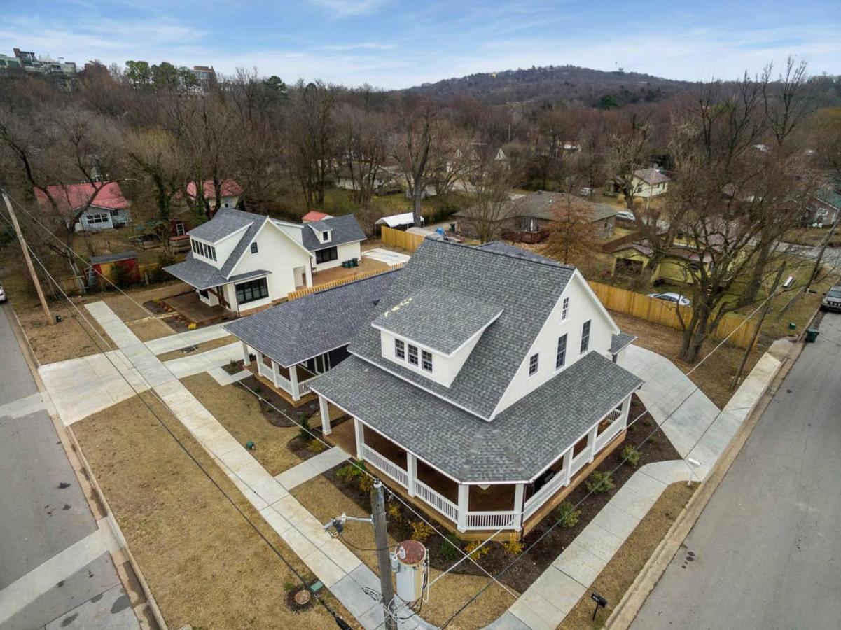 The Sofay Farmhouse - 1 Mile From U Of A - Luxury Amenities Fayetteville Exterior foto